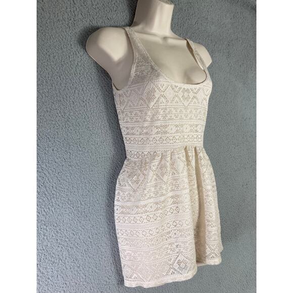 Kirra Women’s XS White Crochet Summer Dress Sleeveless Short Beach Boho Style - Picture 3 of 10
